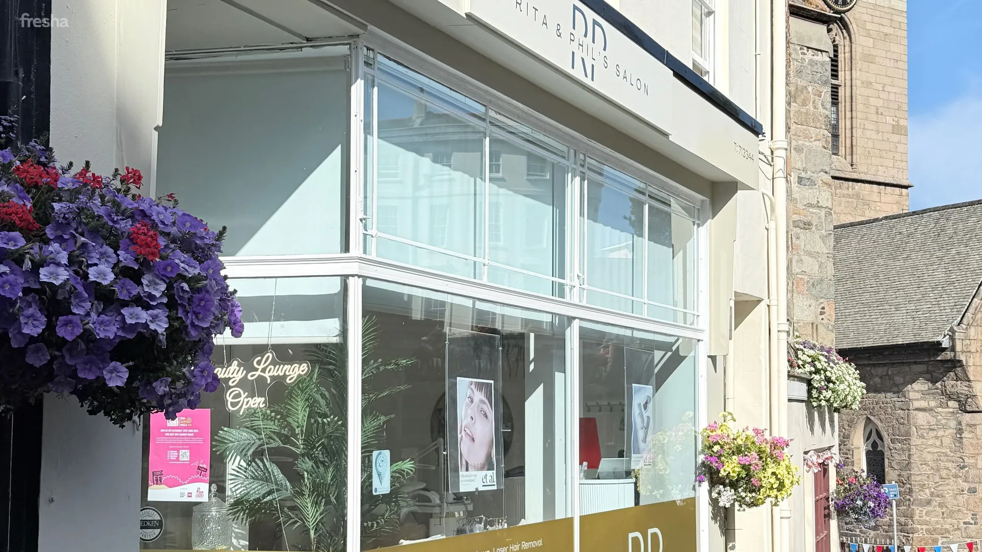 Rita & Phil's Salon photo 3
